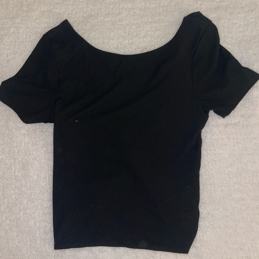Black tshirt